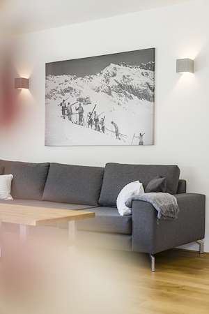 hoellentalchalet-ferienwohnung-wohnzimmer3.jpg